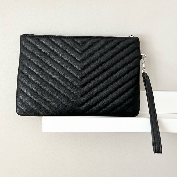 Wristlet - Picture 2 of 4